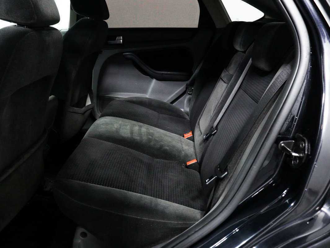 Купить Ford Focus с пробегом. Фото: #11