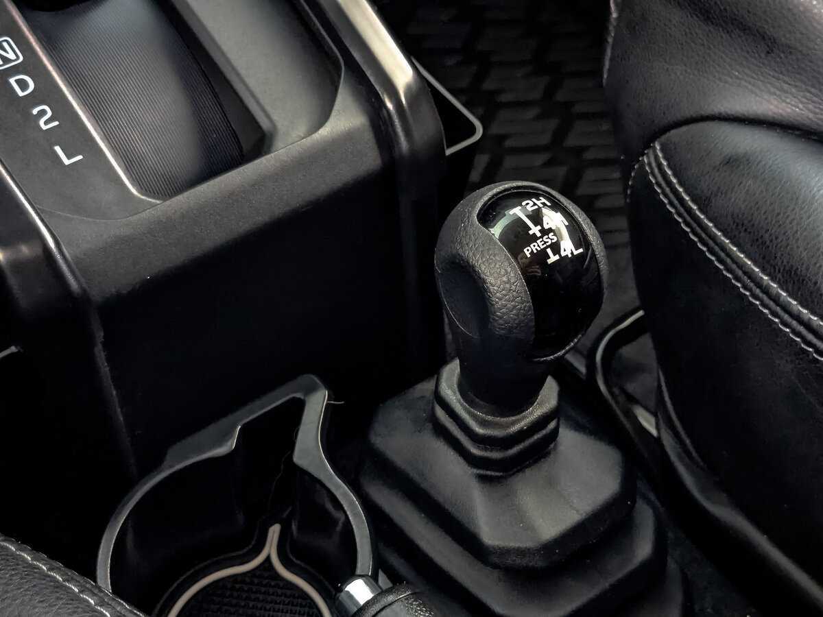 Купить Suzuki Jimny с пробегом. Фото: #24