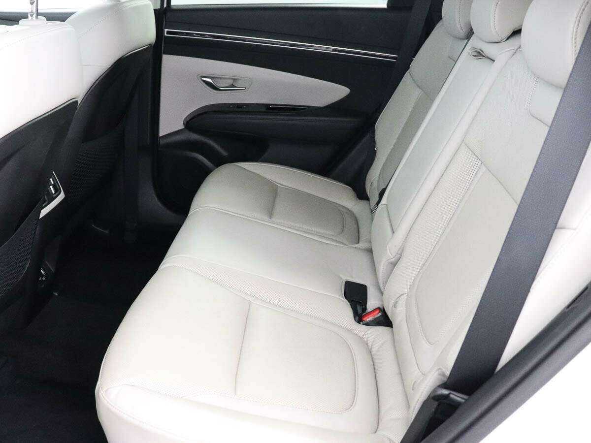 Купить Hyundai Tucson с пробегом. Фото: #8