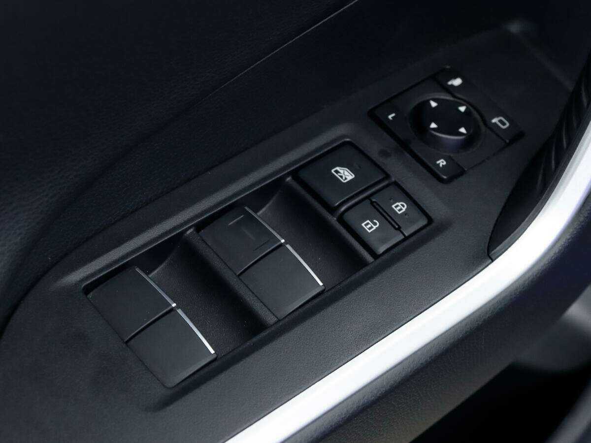 Купить Toyota RAV4 с пробегом. Фото: #11