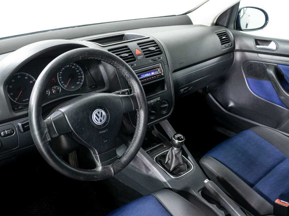 Купить Volkswagen Golf с пробегом. Фото: #10