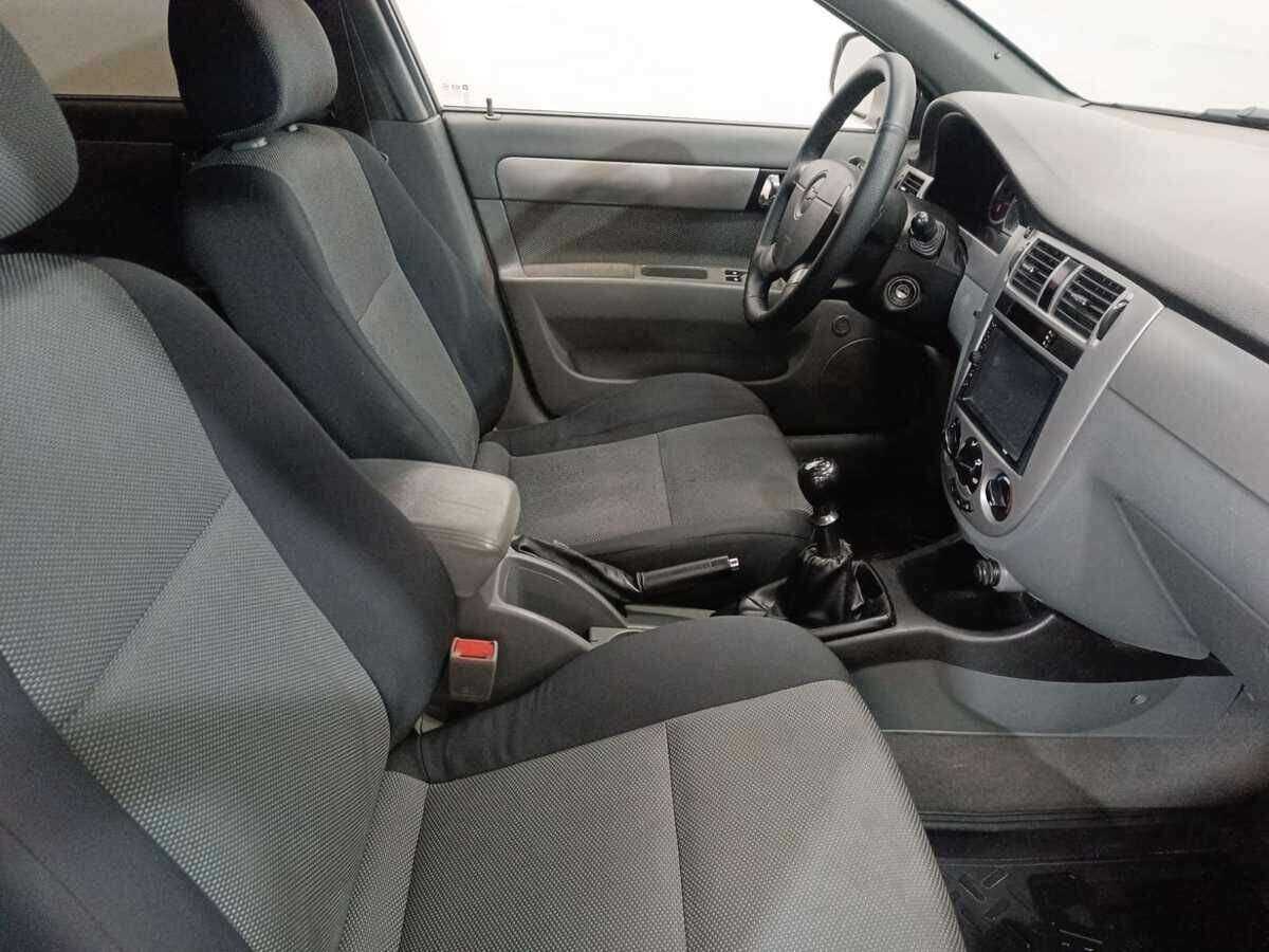 Купить Chevrolet Lacetti с пробегом. Фото: #9