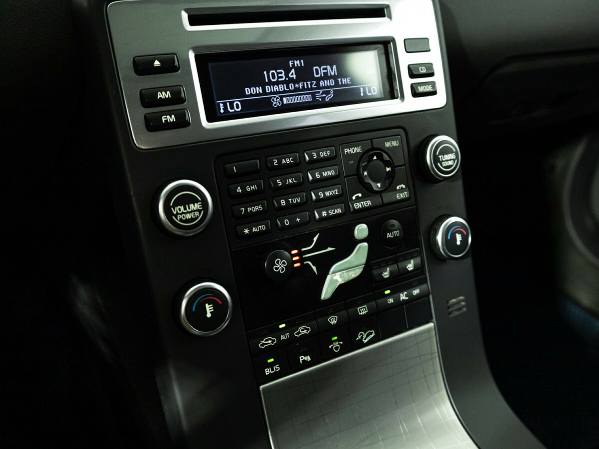 Купить Volvo XC70 с пробегом. Фото: #15