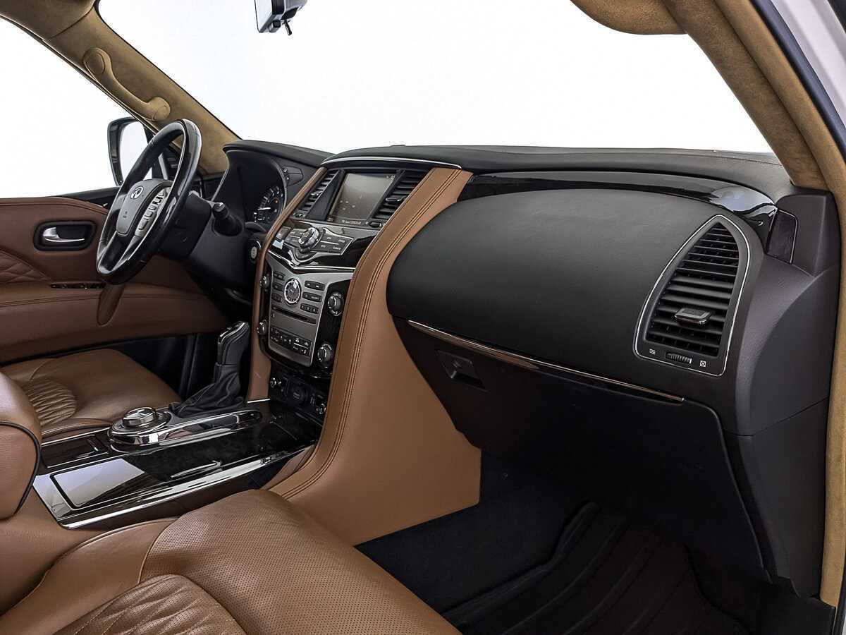 Купить Infiniti QX80 с пробегом. Фото: #12