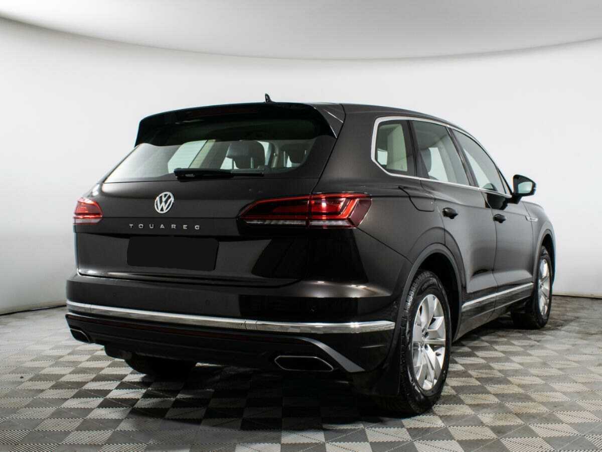 Купить Volkswagen Touareg с пробегом. Фото: #4