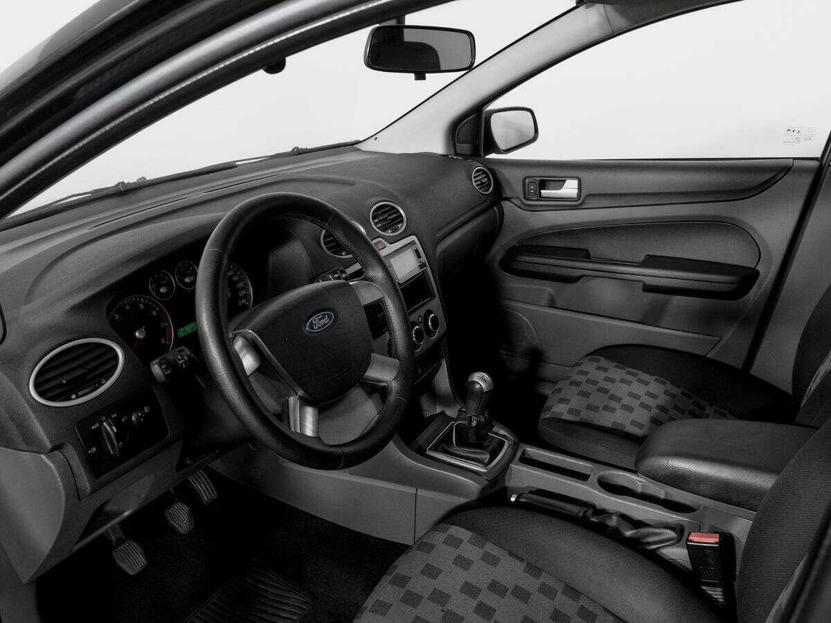 Купить Ford Focus с пробегом. Фото: #14