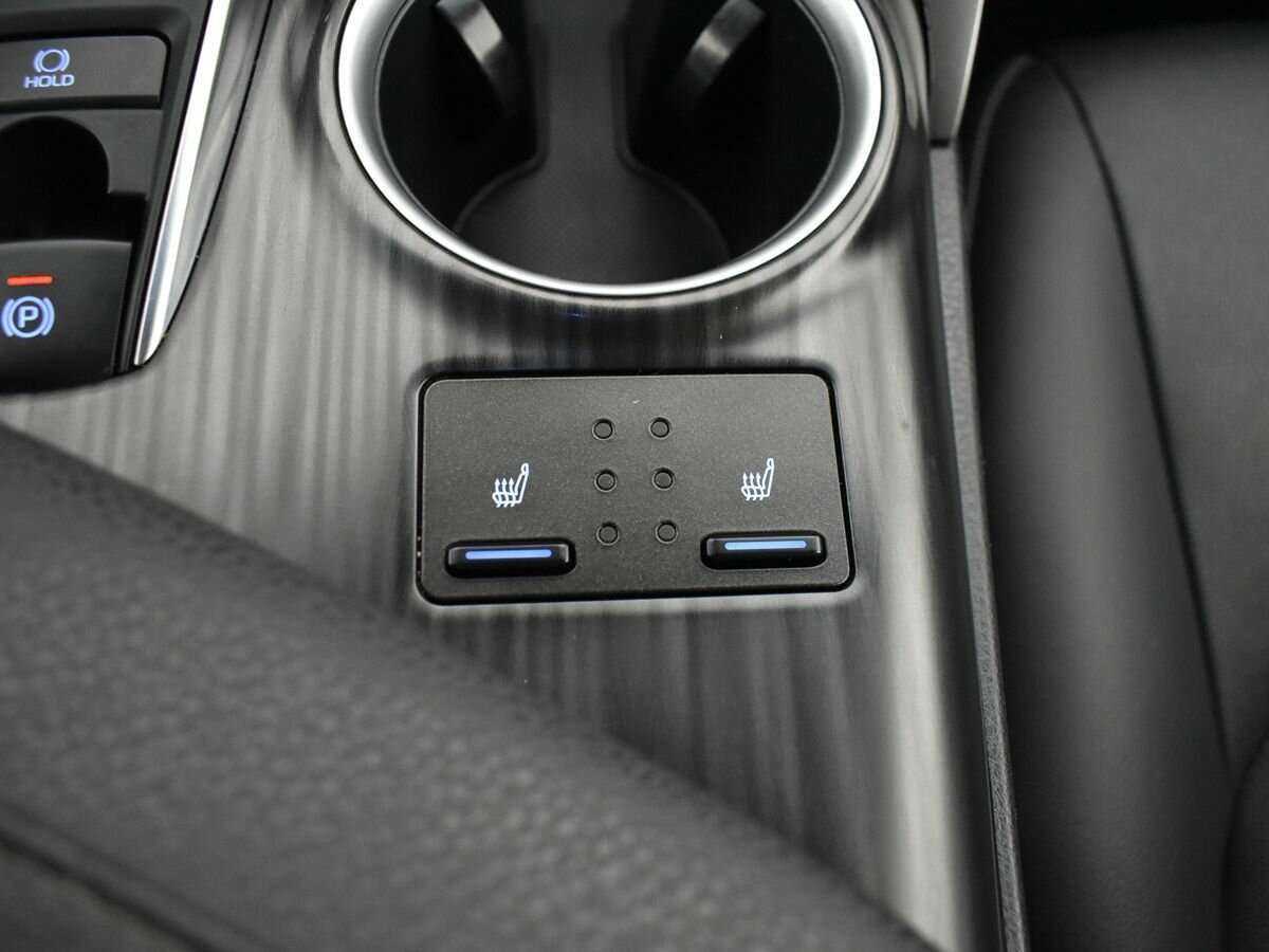Купить Toyota Camry с пробегом. Фото: #18