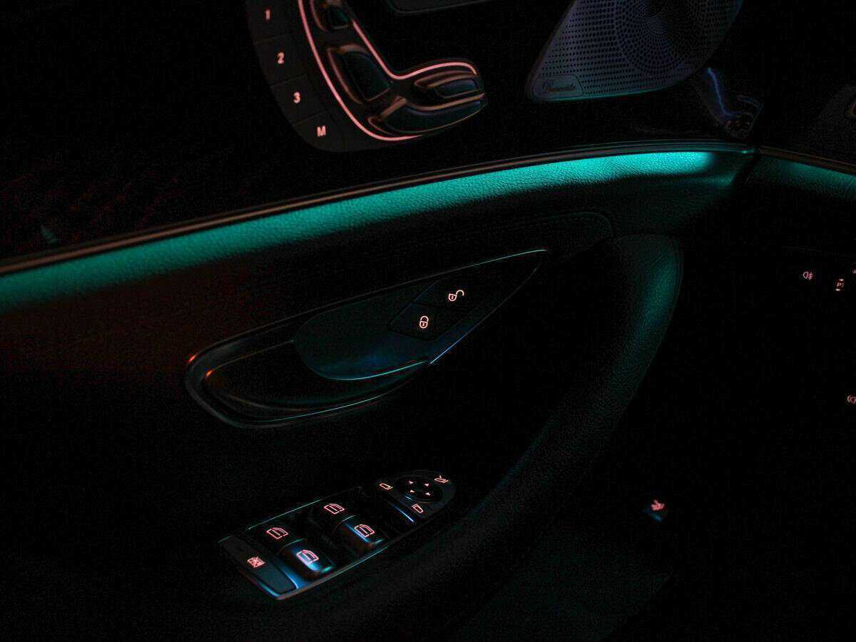 Купить Mercedes-Benz CLS с пробегом. Фото: #31