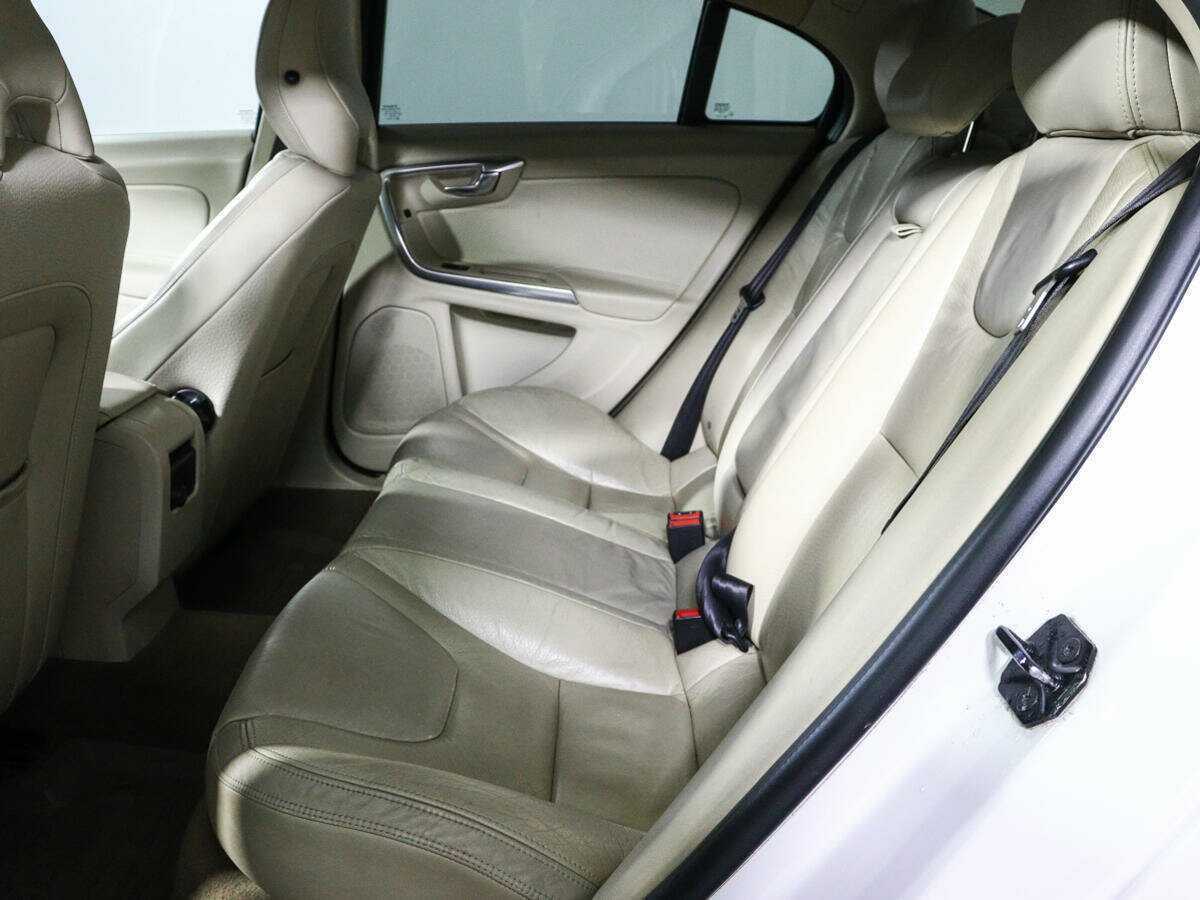 Купить Volvo S60 с пробегом. Фото: #9