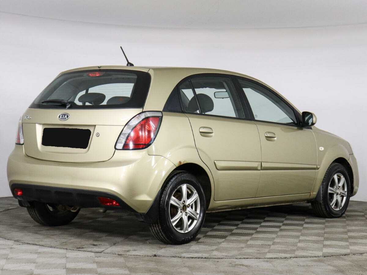 Купить Kia Rio с пробегом. Фото: #2