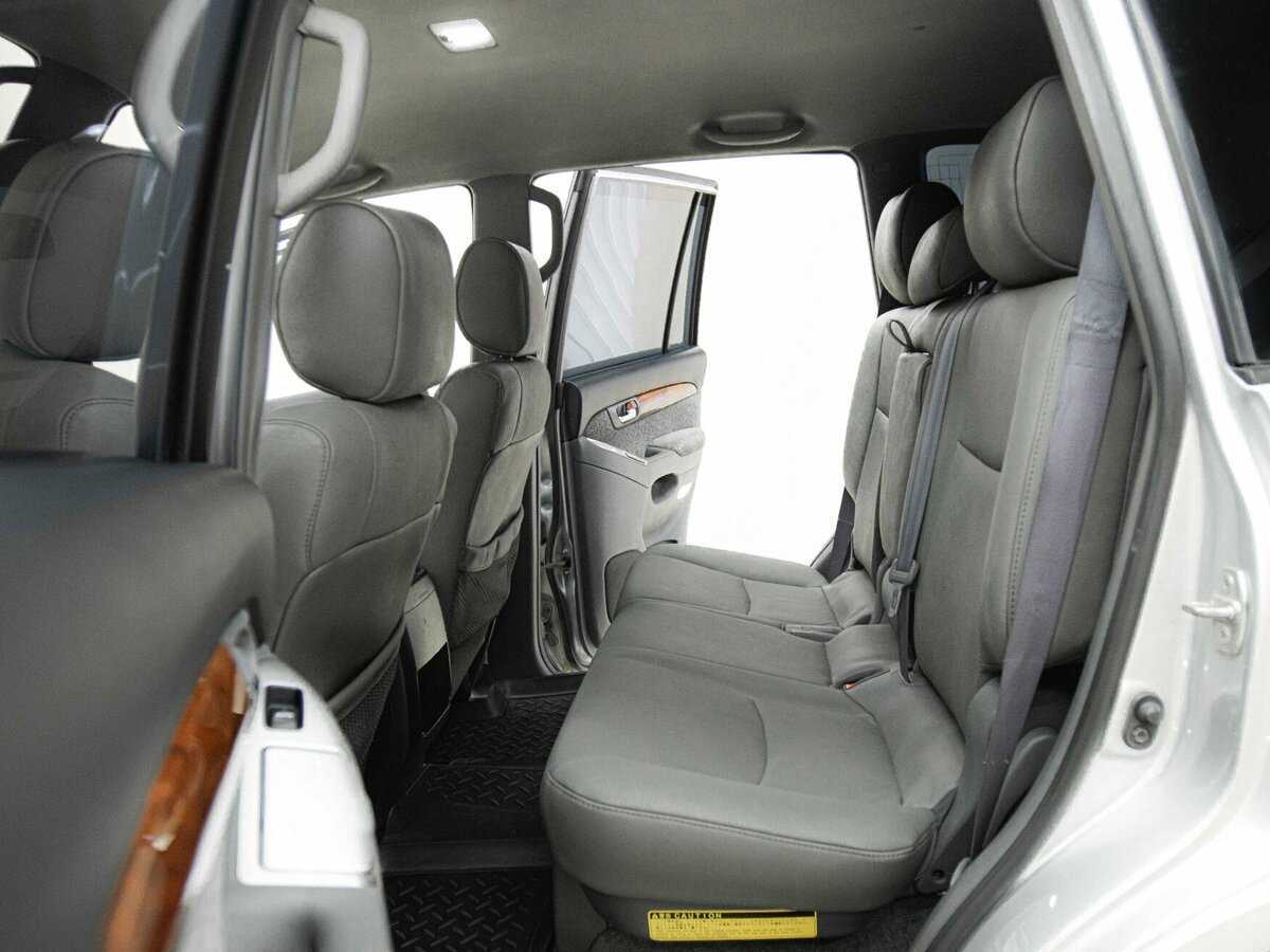 Купить Toyota Land Cruiser Prado с пробегом. Фото: #15