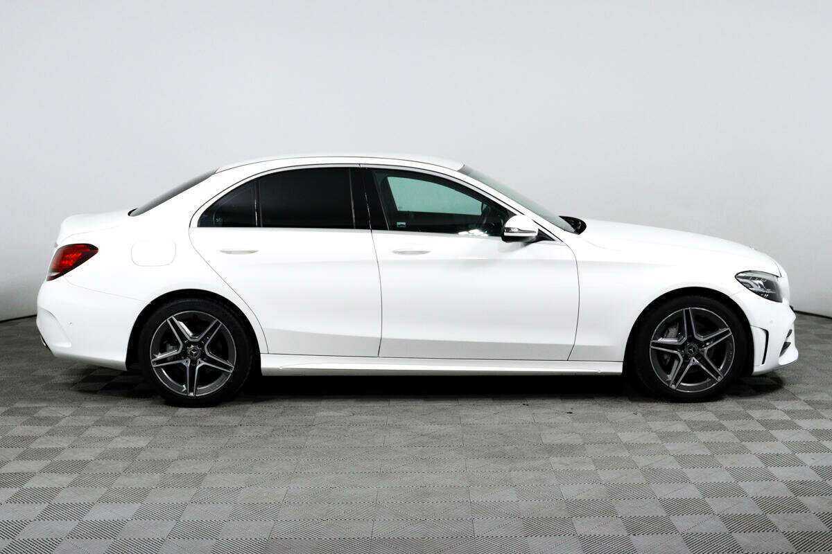 Купить Mercedes-Benz C-Класс с пробегом. Фото: #3