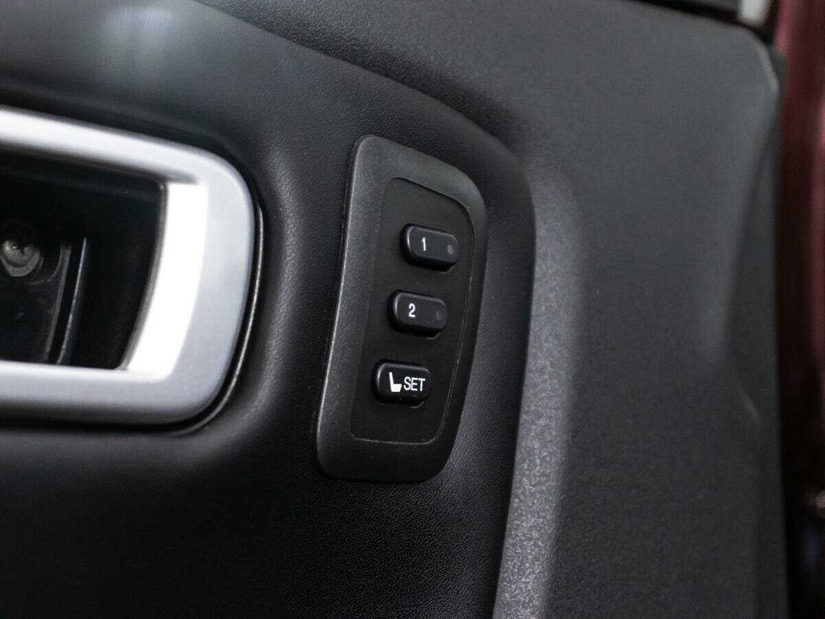 Купить Honda Pilot с пробегом. Фото: #18