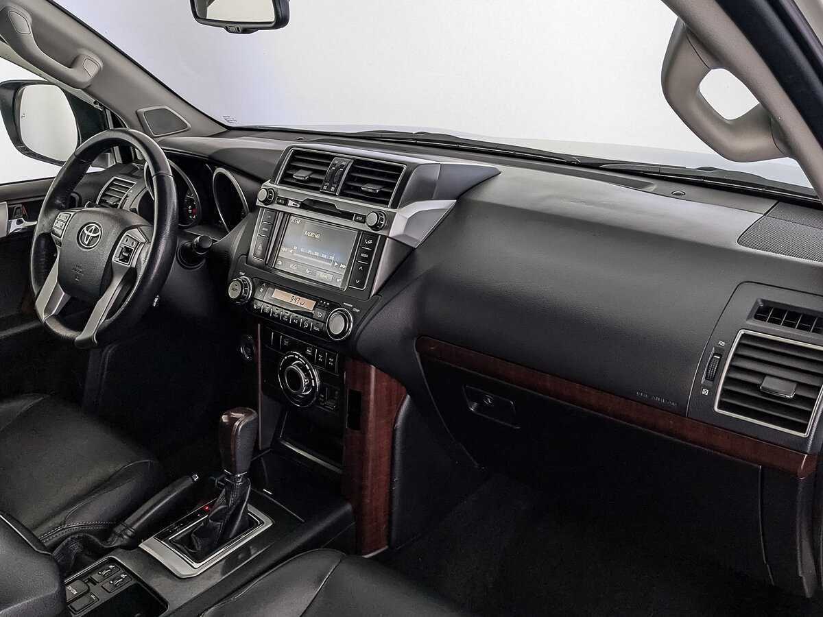 Купить Toyota Land Cruiser Prado с пробегом. Фото: #12