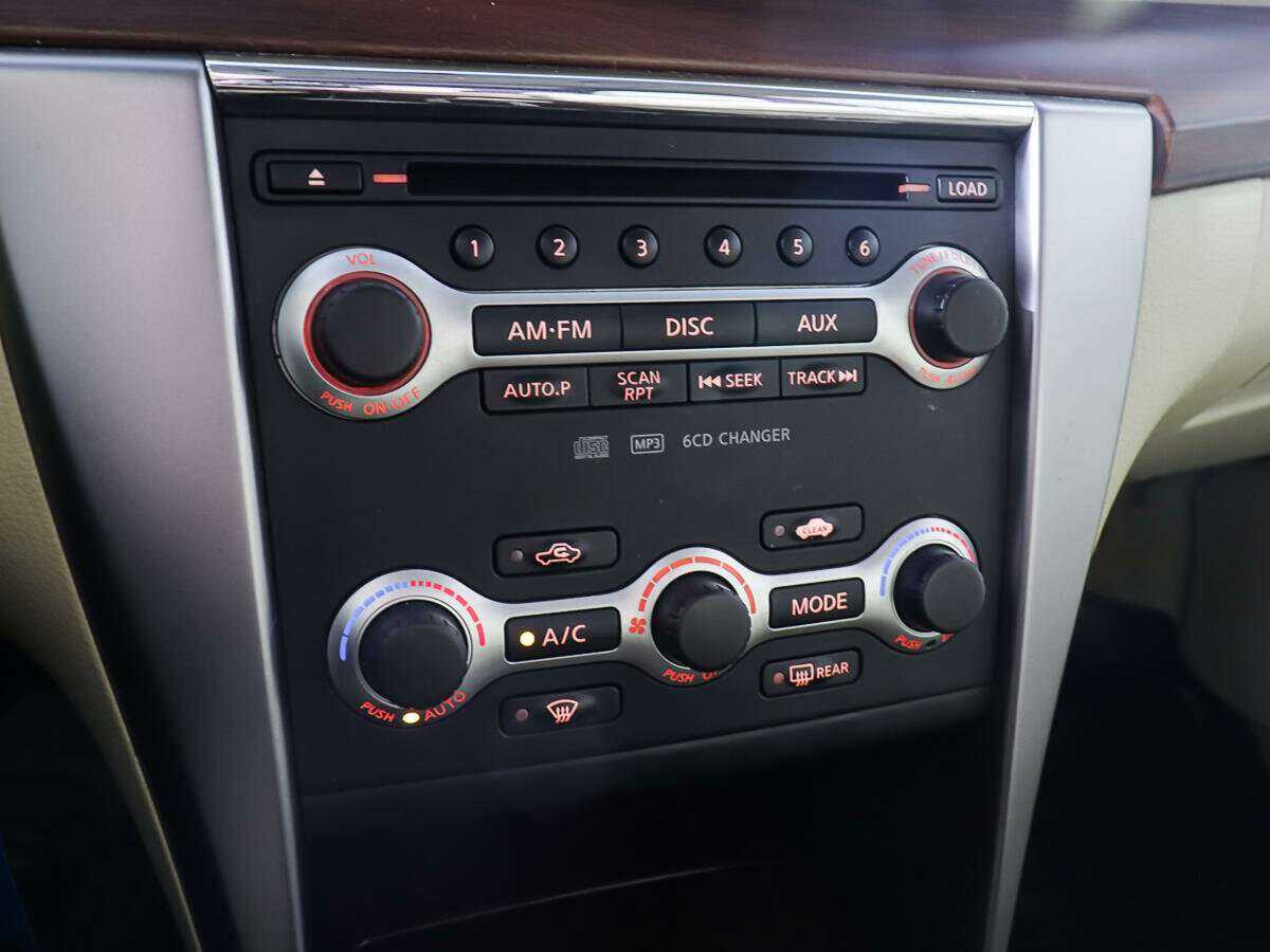 Купить Nissan Teana с пробегом. Фото: #16