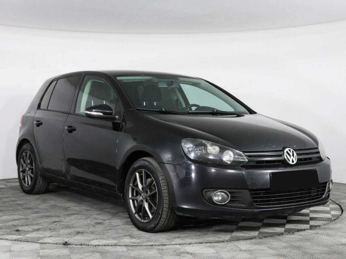 Купить Volkswagen Golf с пробегом. Фото: #1