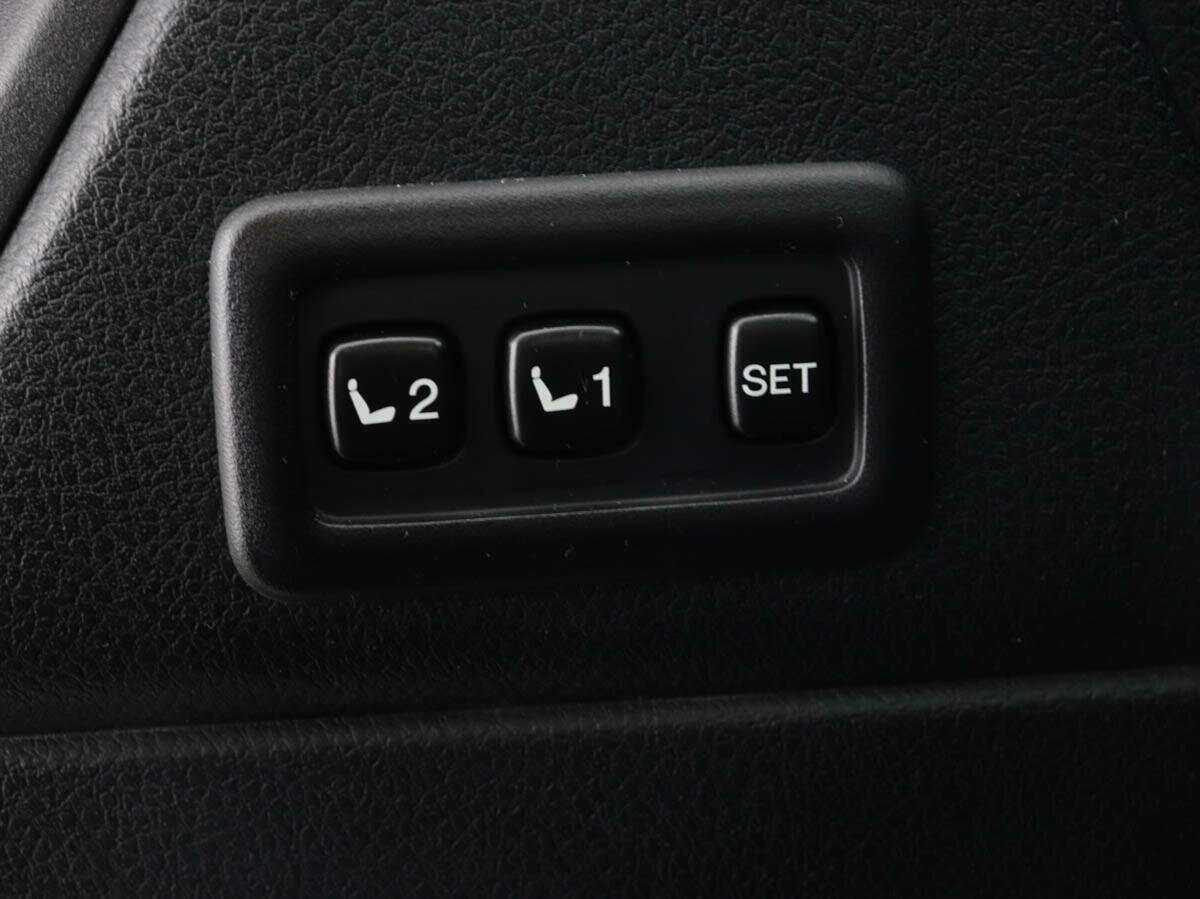 Купить Toyota Land Cruiser Prado с пробегом. Фото: #16