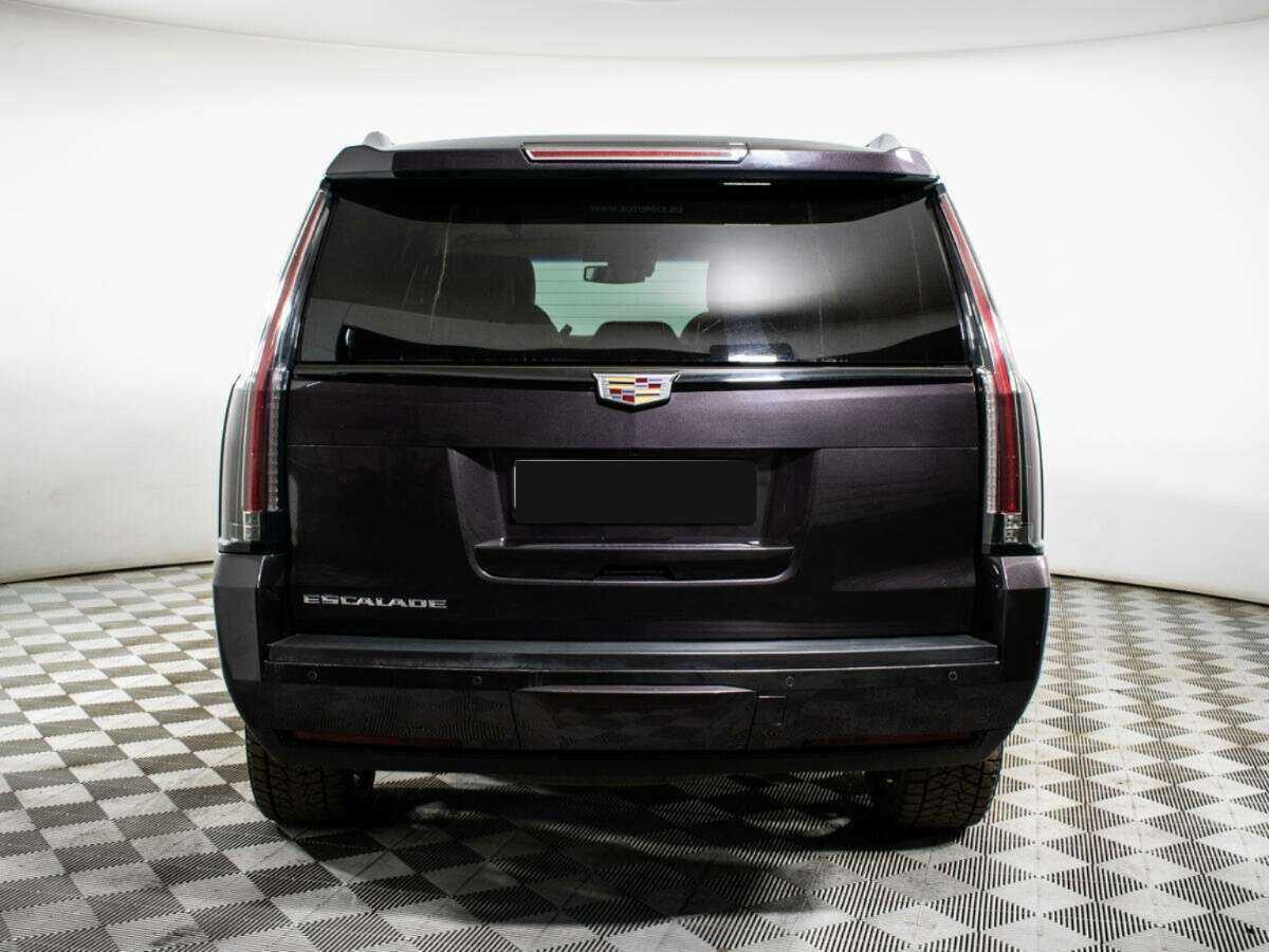 Купить Cadillac Escalade с пробегом. Фото: #4