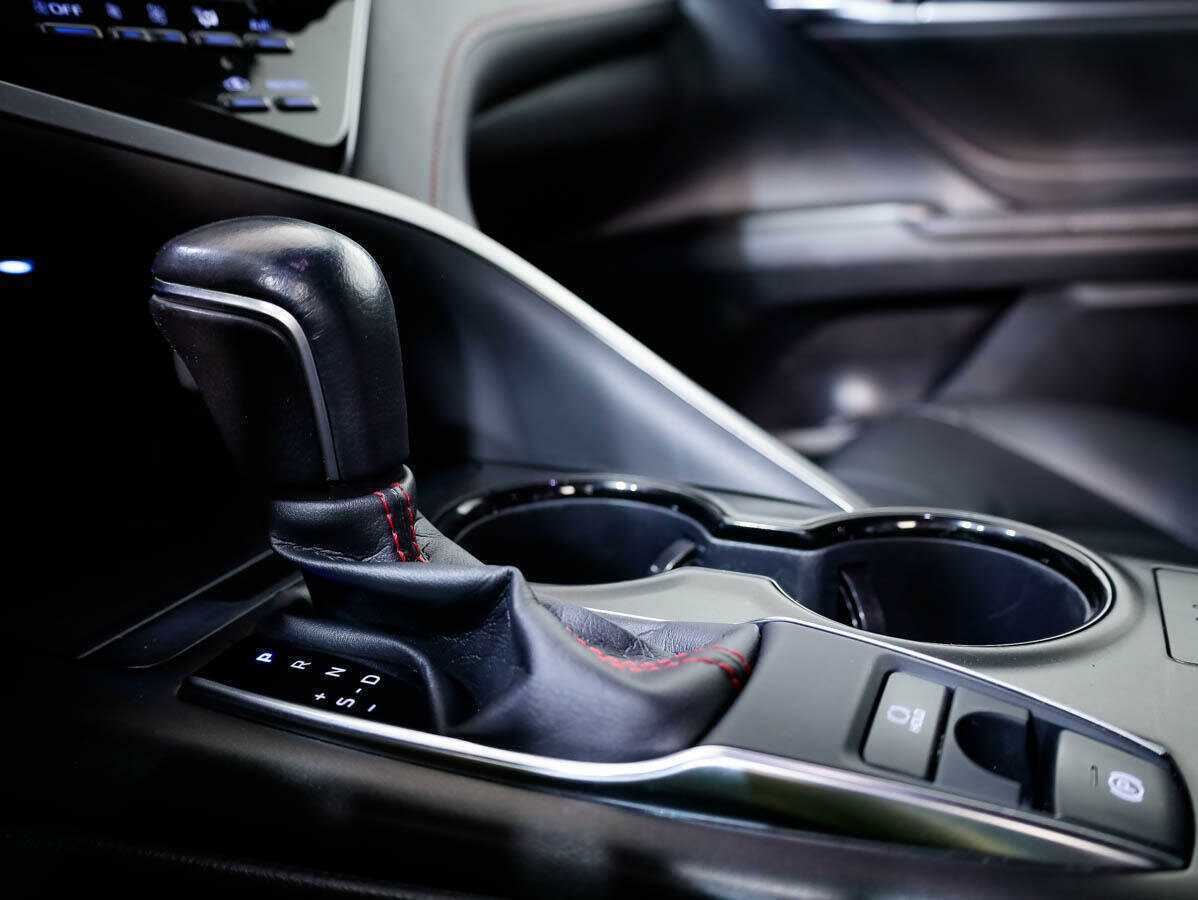 Купить Toyota Camry с пробегом. Фото: #21