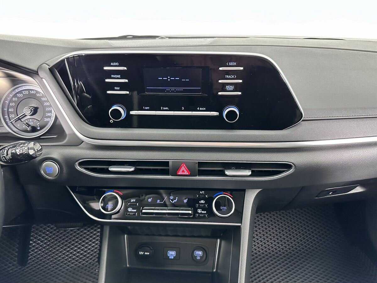 Купить Hyundai Sonata с пробегом. Фото: #10