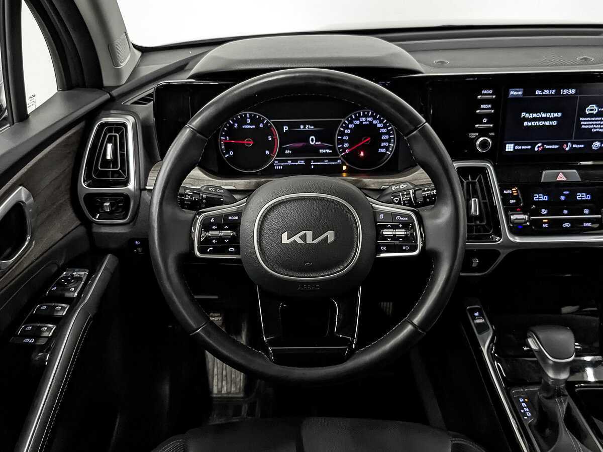 Купить Kia Sorento с пробегом. Фото: #21