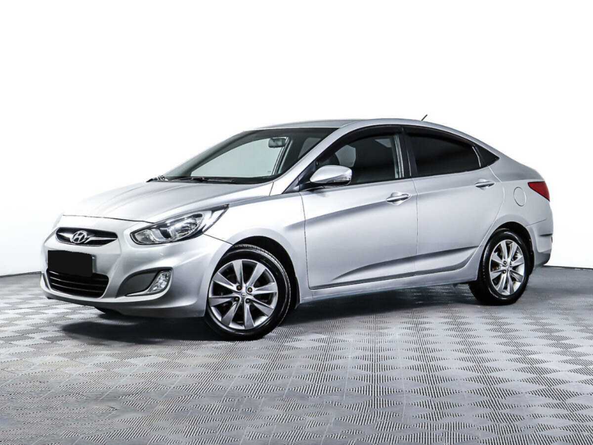 Купить Hyundai Solaris с пробегом. Фото: #0
