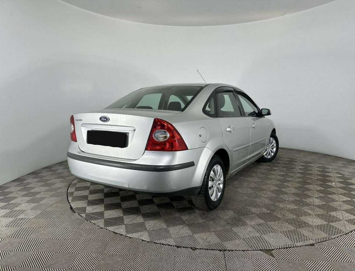 Купить Ford Focus с пробегом. Фото: #5