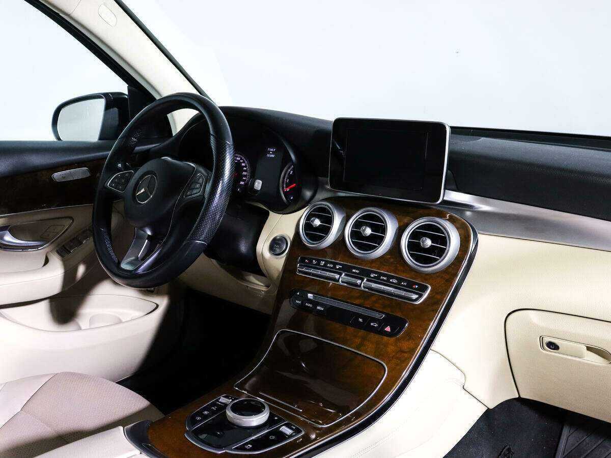 Купить Mercedes-Benz GLC с пробегом. Фото: #8