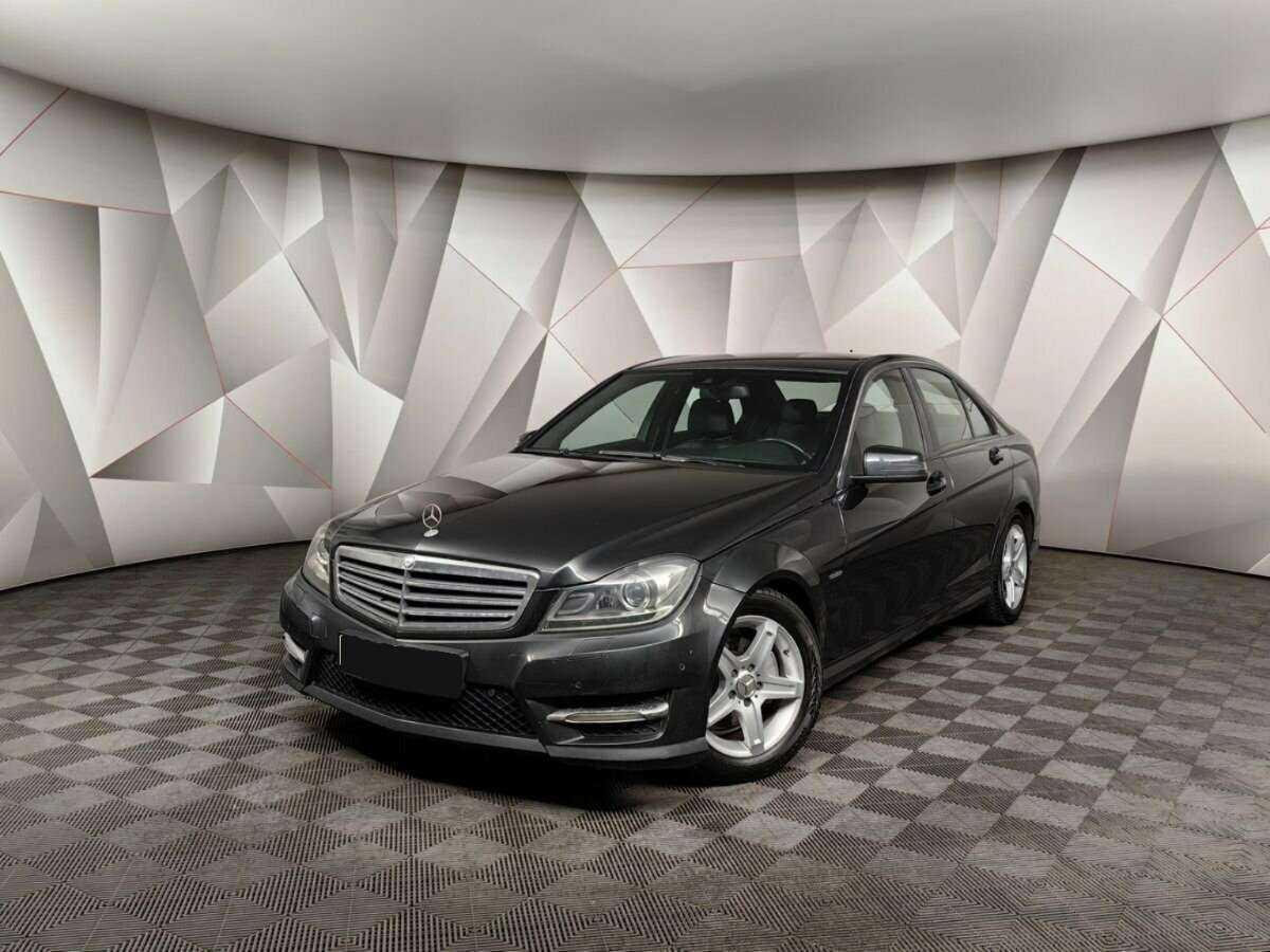 Купить Mercedes-Benz C-Класс с пробегом. Фото: #0