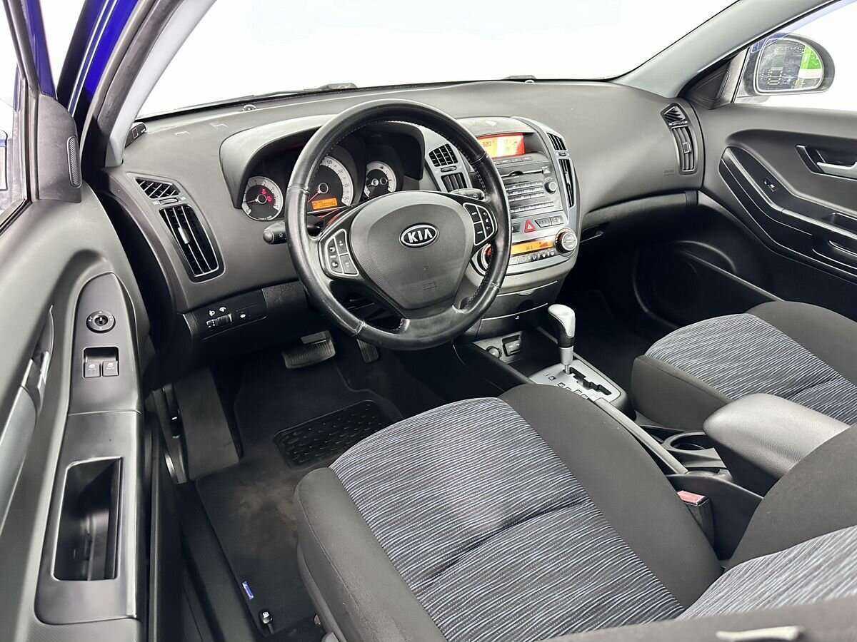 Купить Kia Ceed с пробегом. Фото: #7