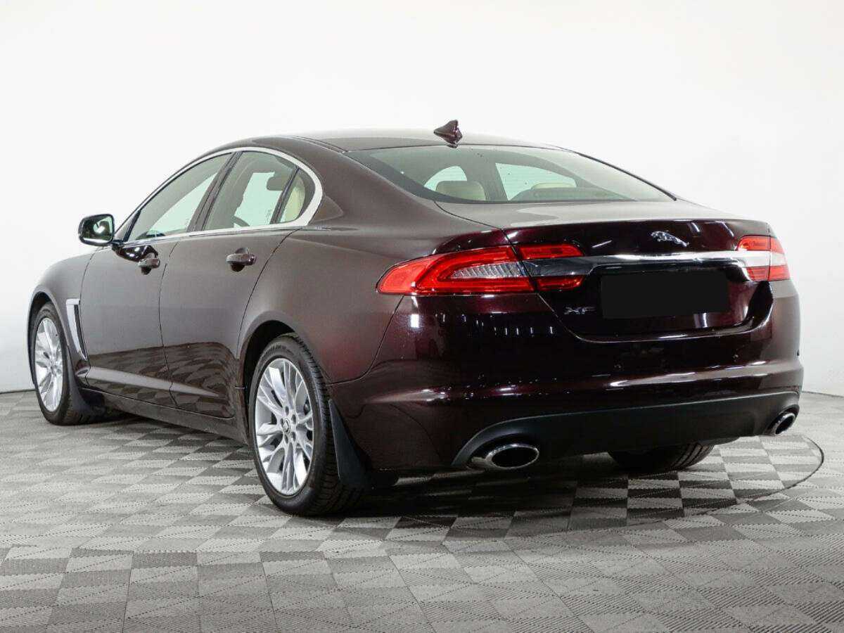 Купить Jaguar XF с пробегом. Фото: #5