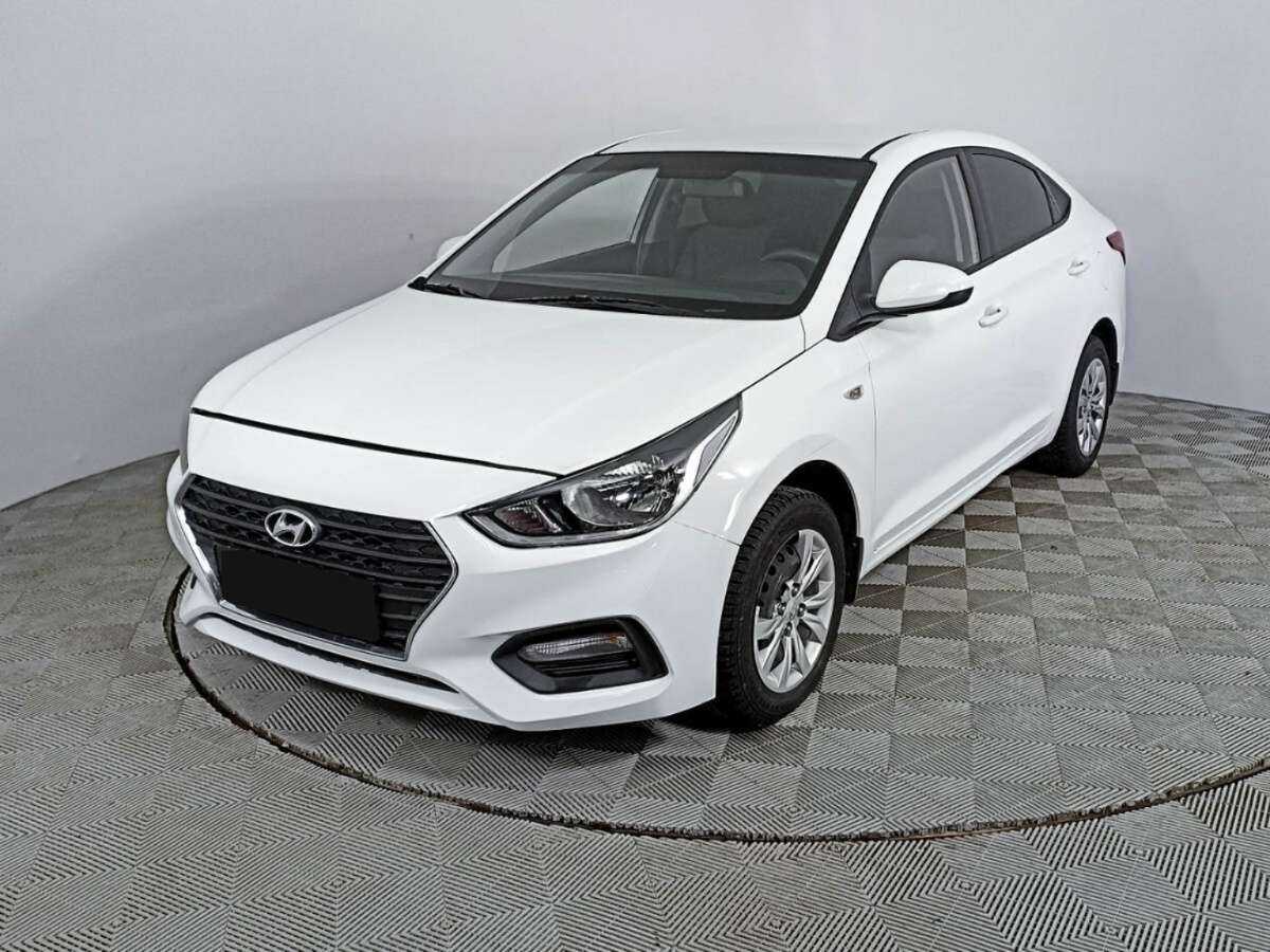 Купить Hyundai Solaris с пробегом. Фото: #0