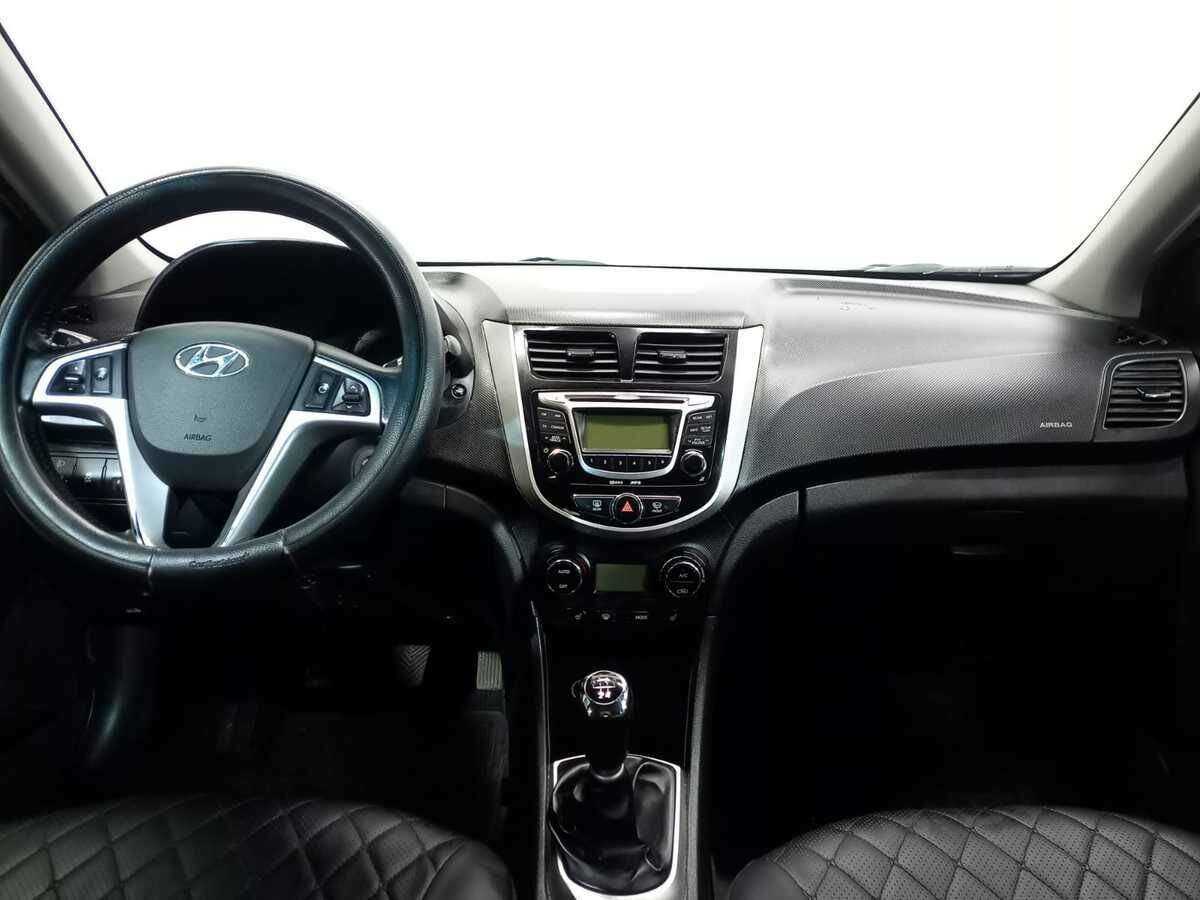 Купить Hyundai Solaris с пробегом. Фото: #8