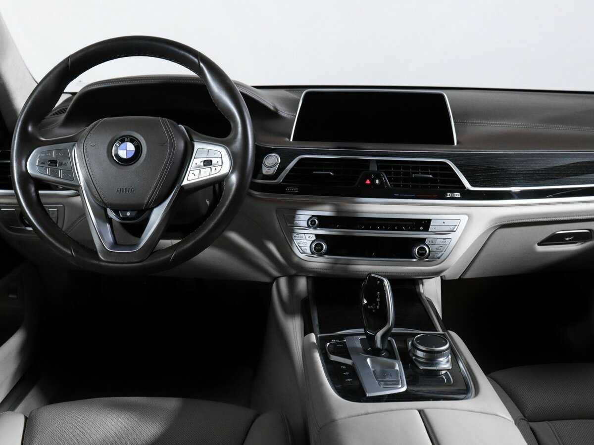 Купить BMW 7 серии с пробегом. Фото: #11