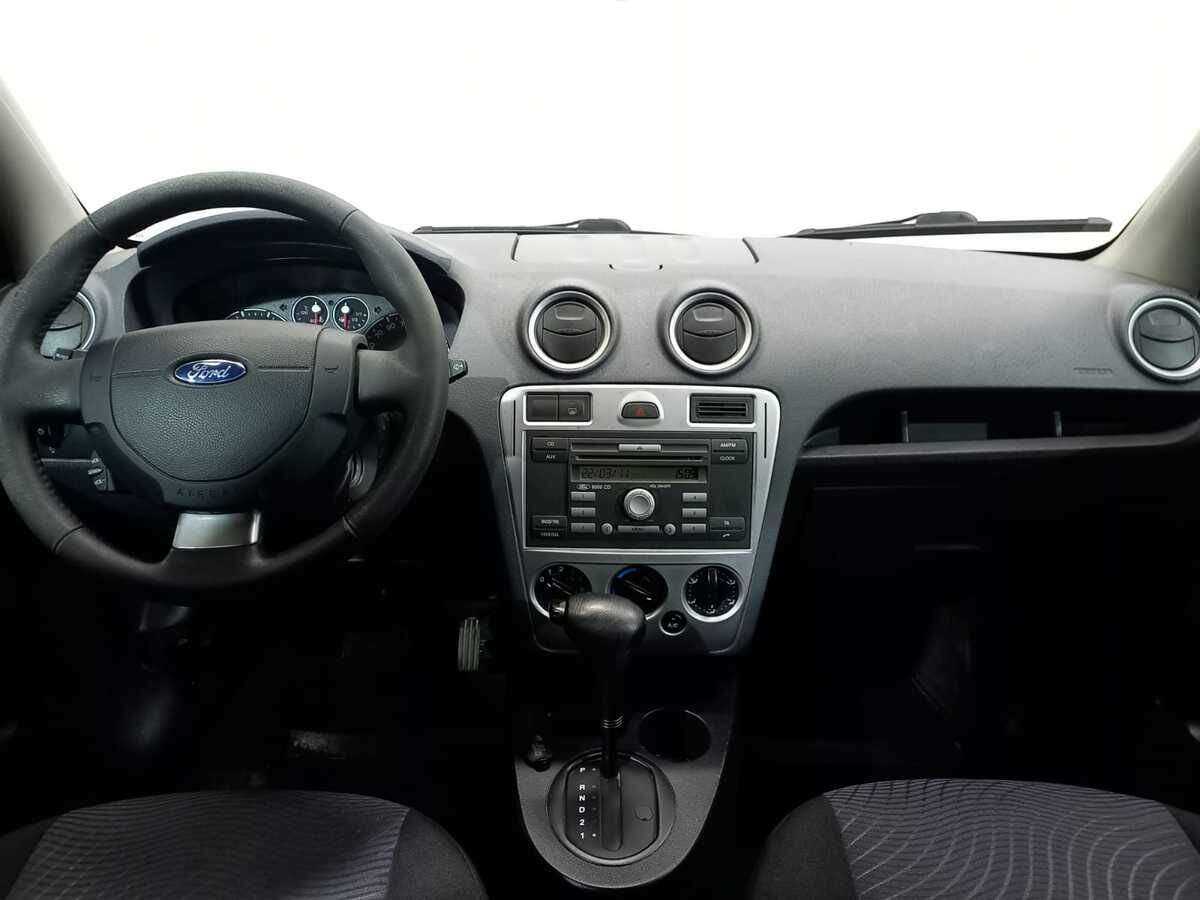 Купить Ford Fusion с пробегом. Фото: #8