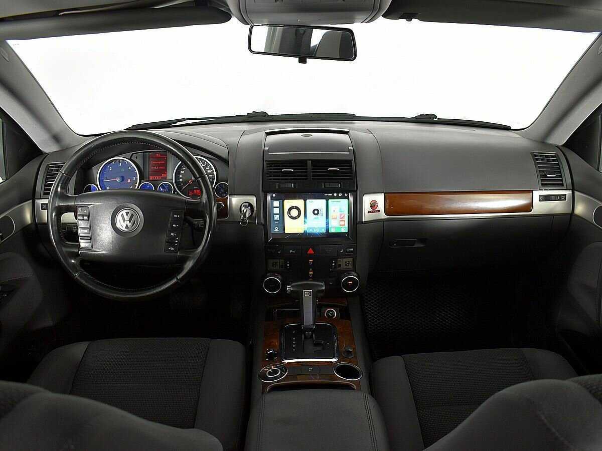 Купить Volkswagen Touareg с пробегом. Фото: #9