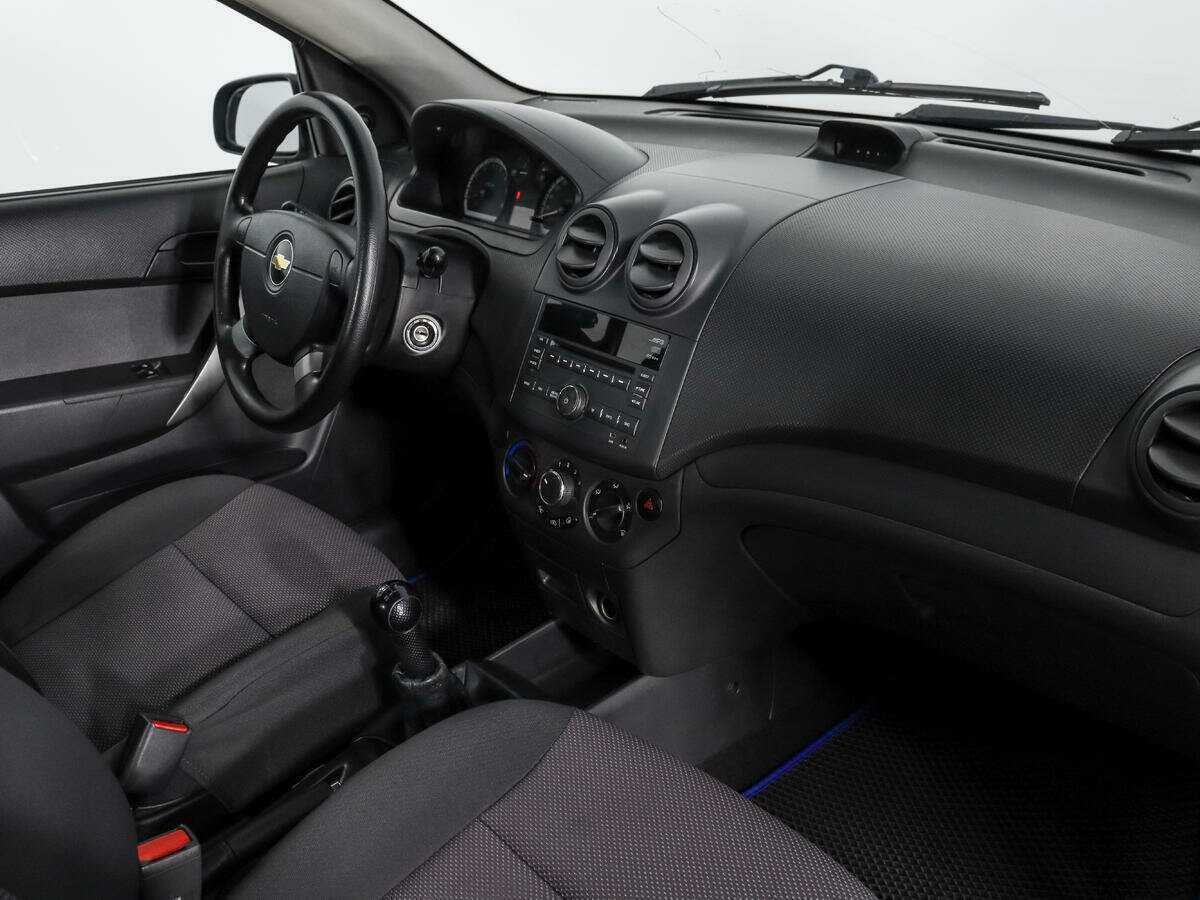 Купить Chevrolet Aveo с пробегом. Фото: #10