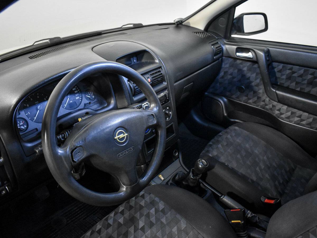 Купить Opel Astra с пробегом. Фото: #8
