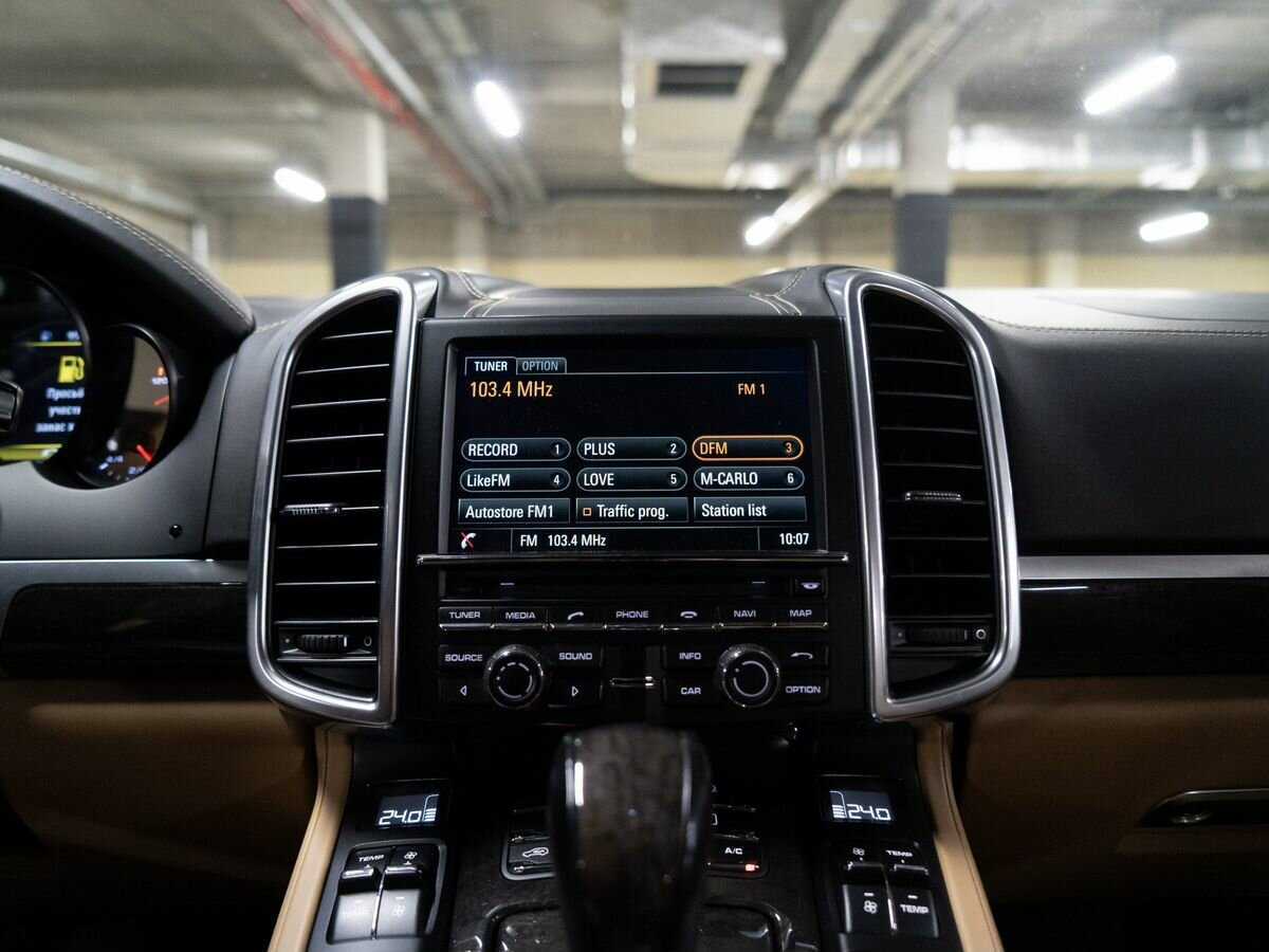 Купить Porsche Cayenne с пробегом. Фото: #18