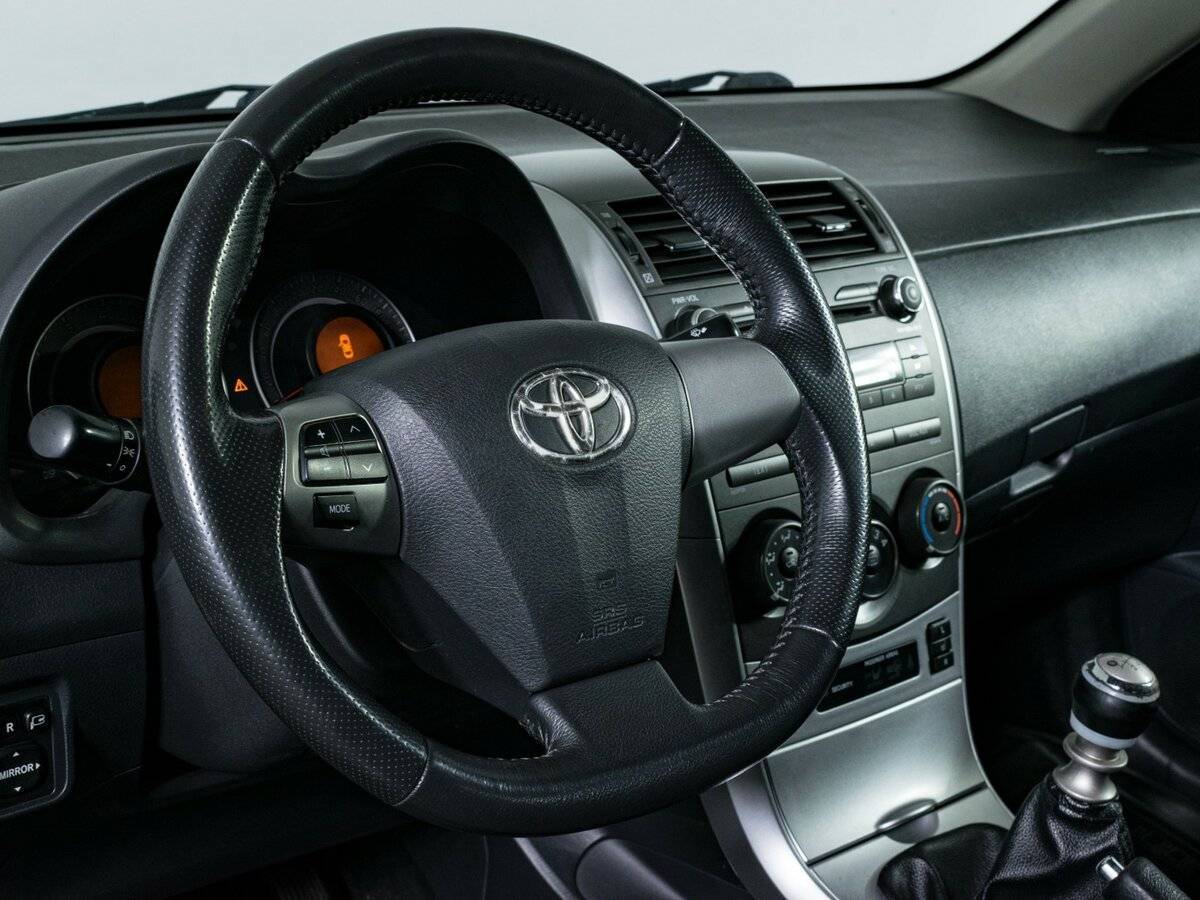 Купить Toyota Corolla с пробегом. Фото: #11