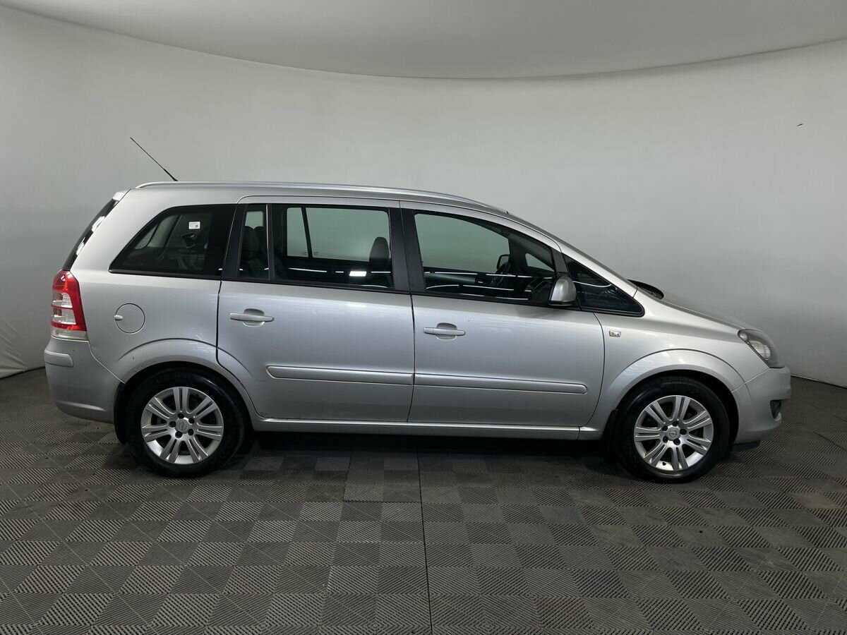 Купить Opel Zafira с пробегом. Фото: #3