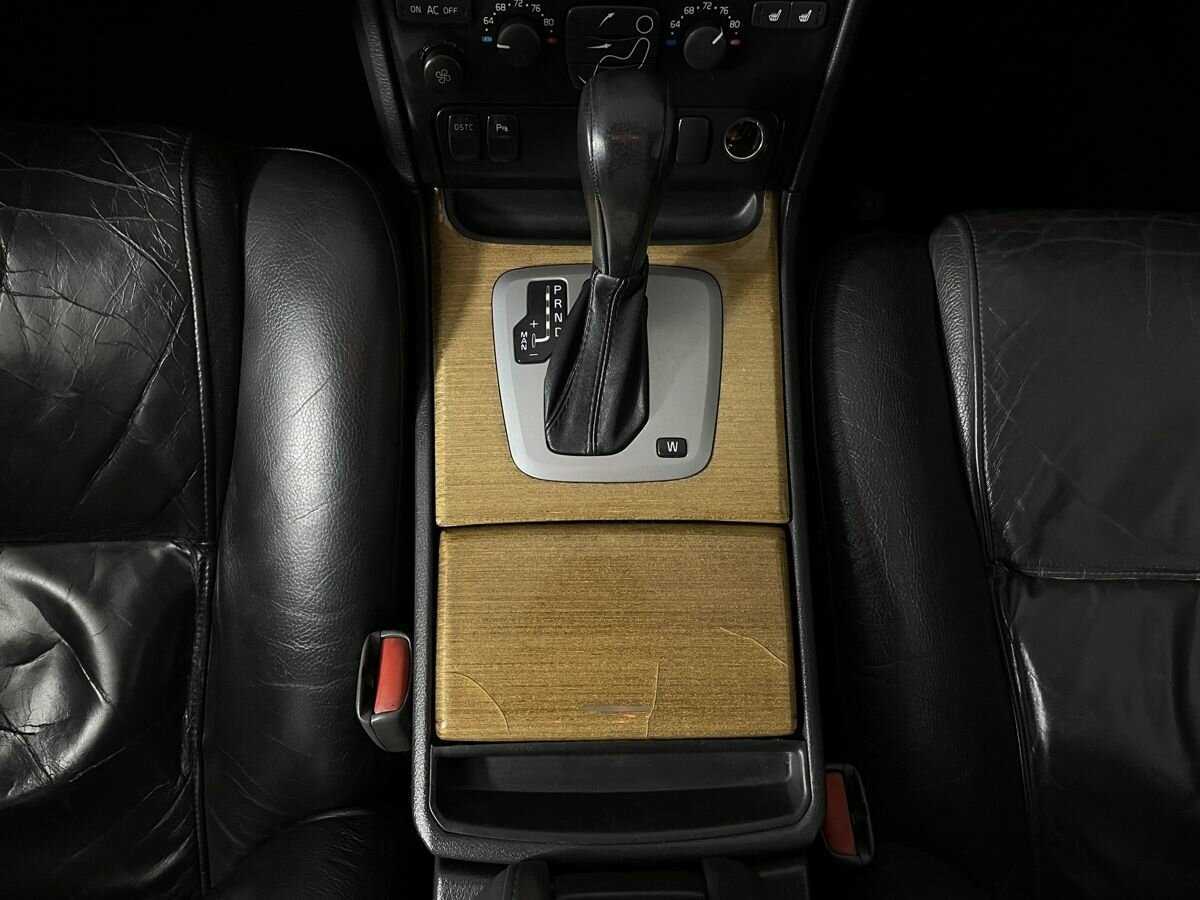 Купить Volvo XC90 с пробегом. Фото: #11