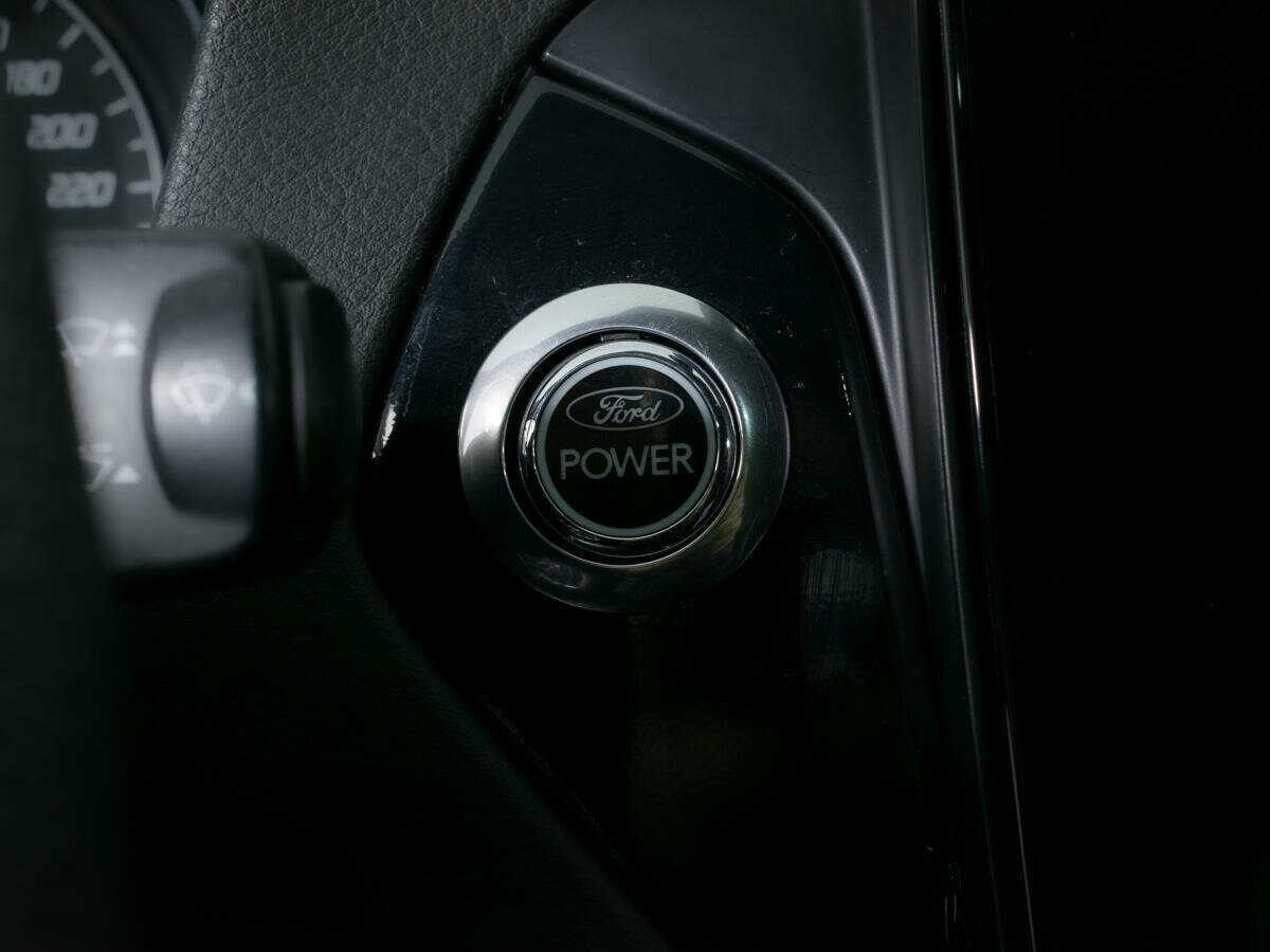 Купить Ford Mondeo с пробегом. Фото: #12