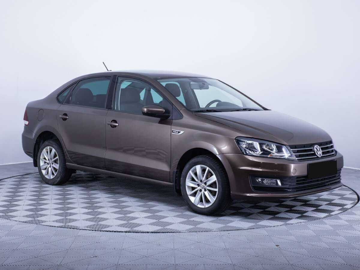 Купить Volkswagen Polo с пробегом. Фото: #2