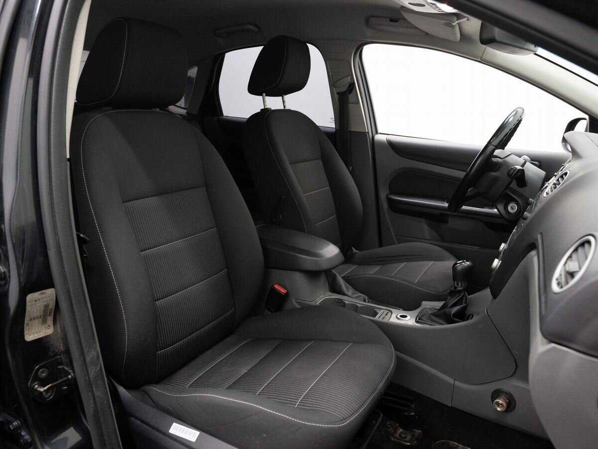 Купить Ford Focus с пробегом. Фото: #11