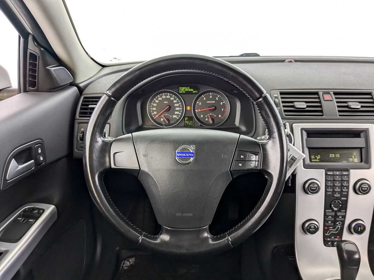 Купить Volvo C30 с пробегом. Фото: #16