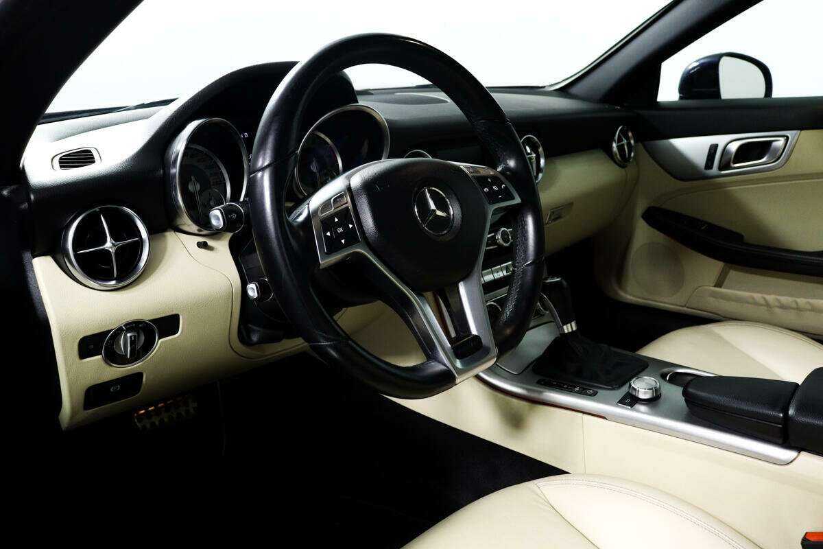 Купить Mercedes-Benz SLK-Класс с пробегом. Фото: #10