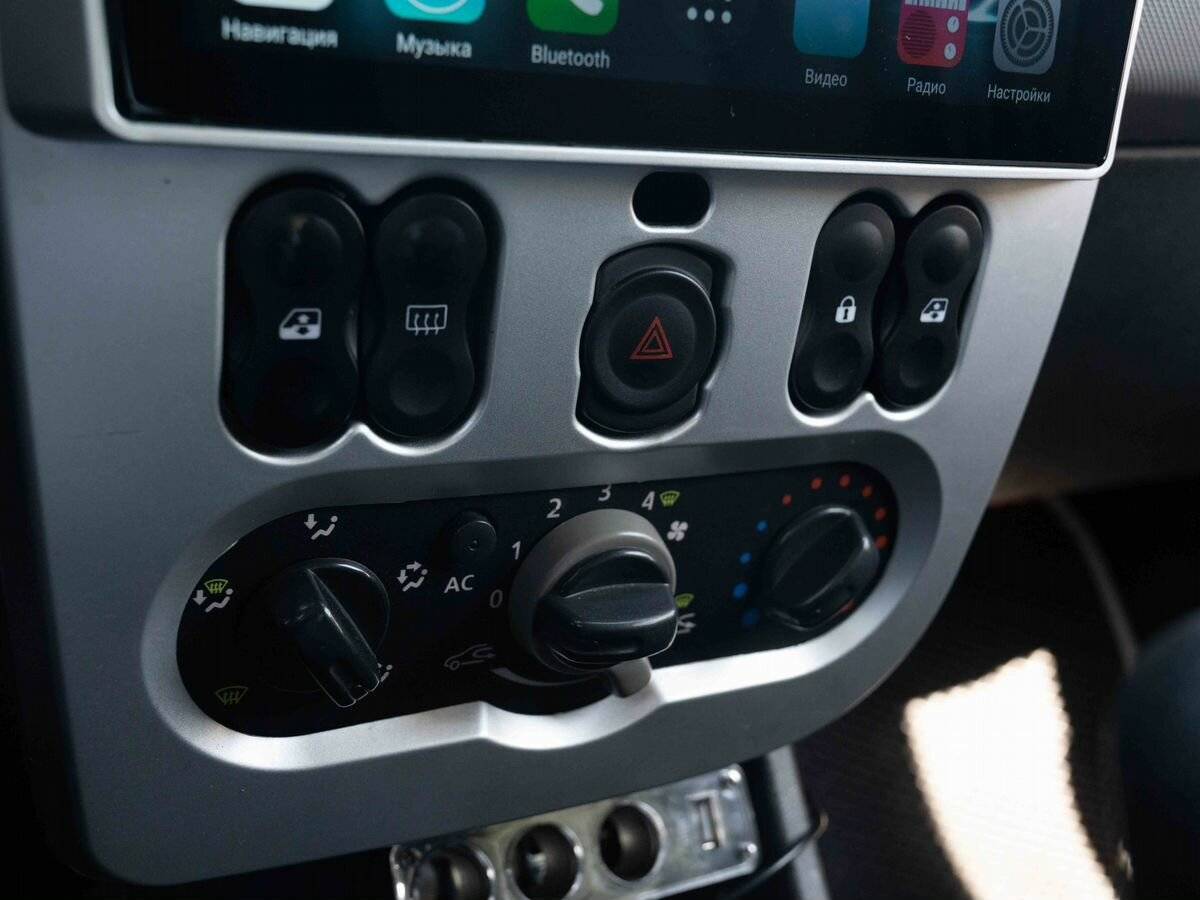Купить Renault Logan с пробегом. Фото: #17