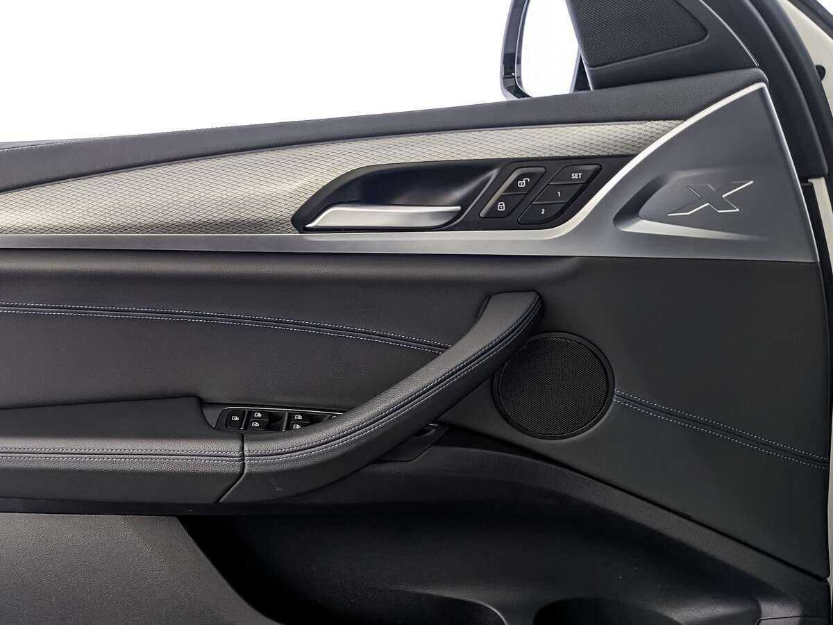 Купить BMW X4 с пробегом. Фото: #14