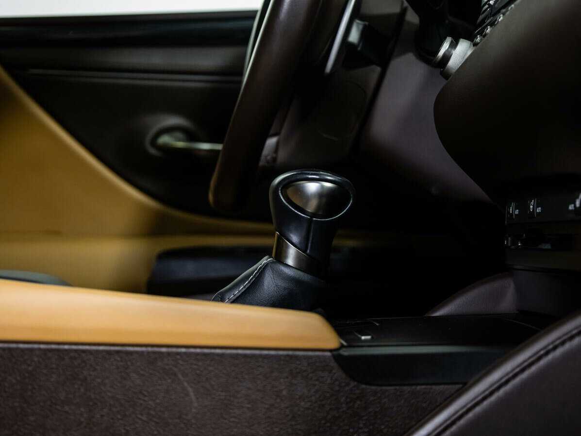 Купить Lexus ES с пробегом. Фото: #27